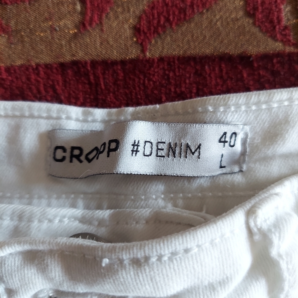Cute High Rise Shorts by Cropp - Picture 5 of 6